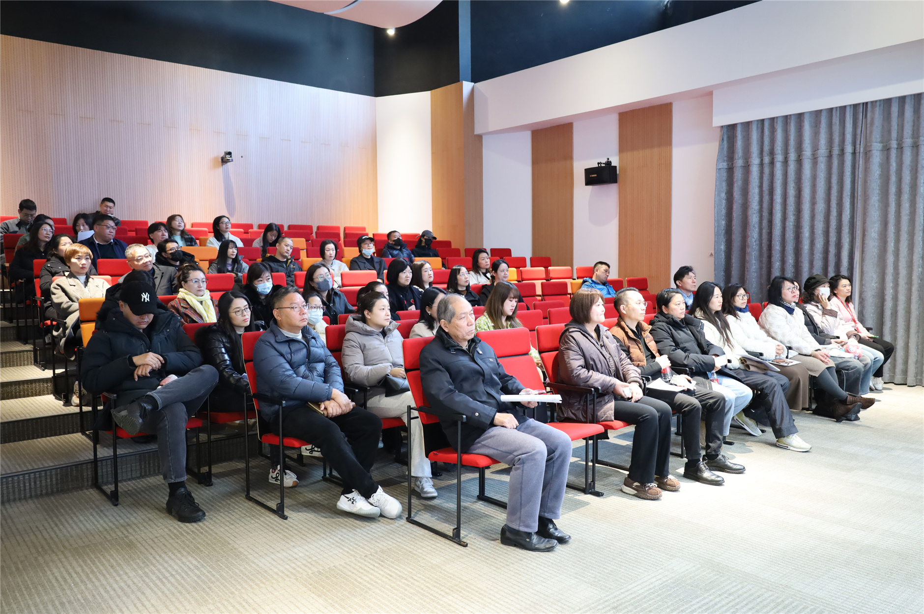 IMG_2748.jpg IMG_2748.jpg