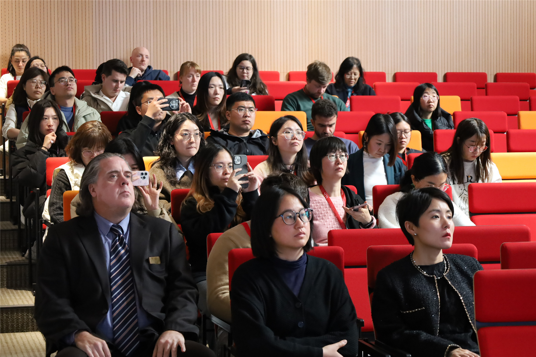 IMG_0085.jpg IMG_0085.jpg