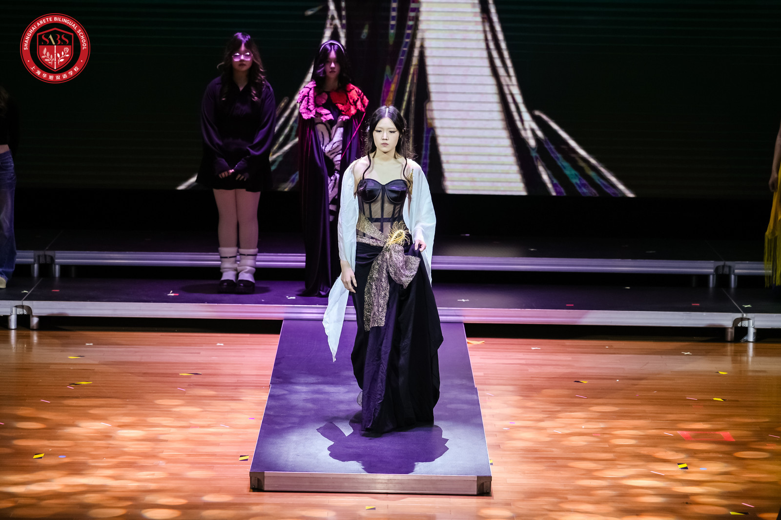 WEI06522-4220604425.jpg WEI06522-4220604425.jpg